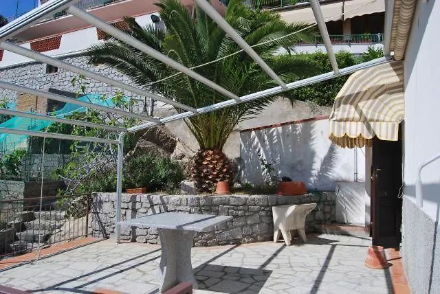 Appartamenti Fetovaia Orchidea Apartment
